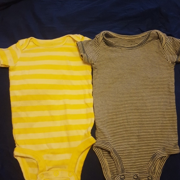 Lot of 8 onesies. Size 3 months - Picture 4 of 6